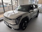 Kia EV9 EARTH + paket EARTH PLUS