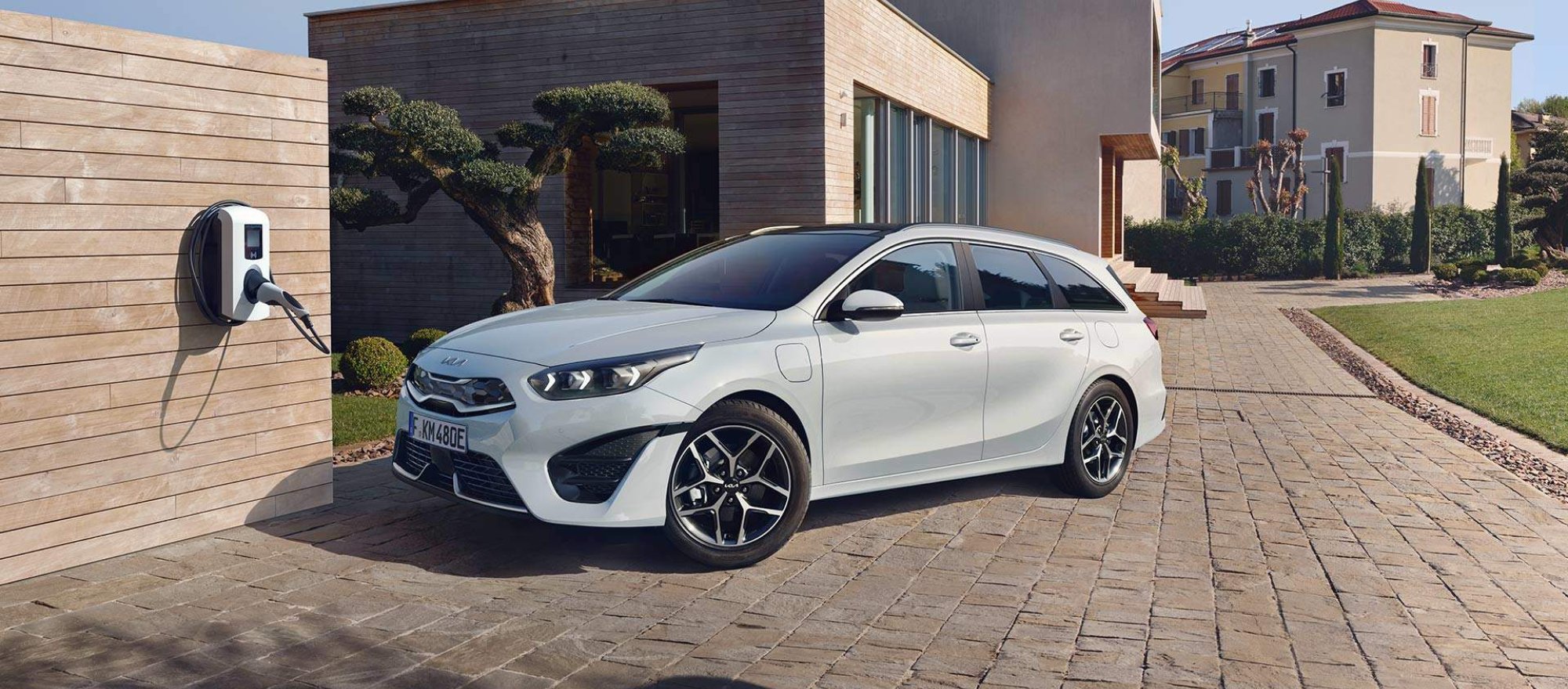 Nová Kia CEED SW PHEV 