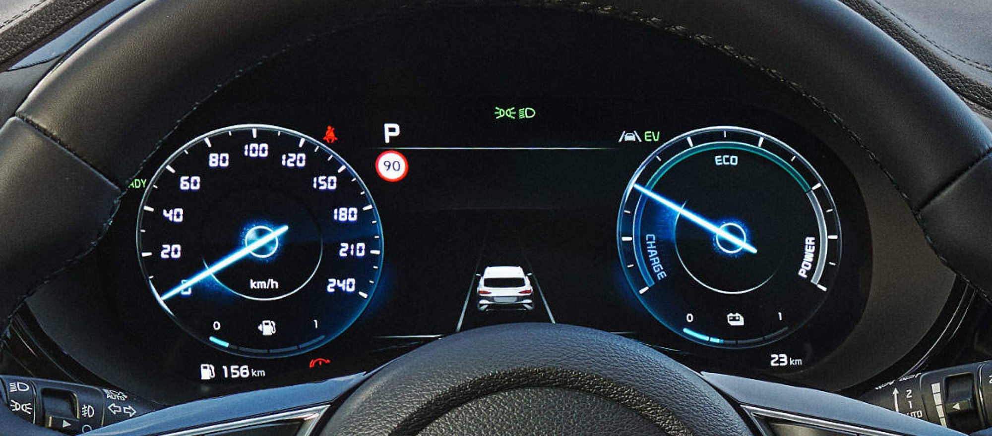 Plně digitální přístrojový štít 12,3